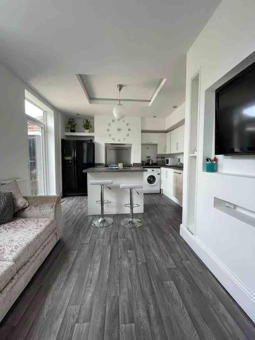 Villa 2 Bed Sleeps 6 Beach Retreat St Annes On Sea Lytham St Annes Exterior foto